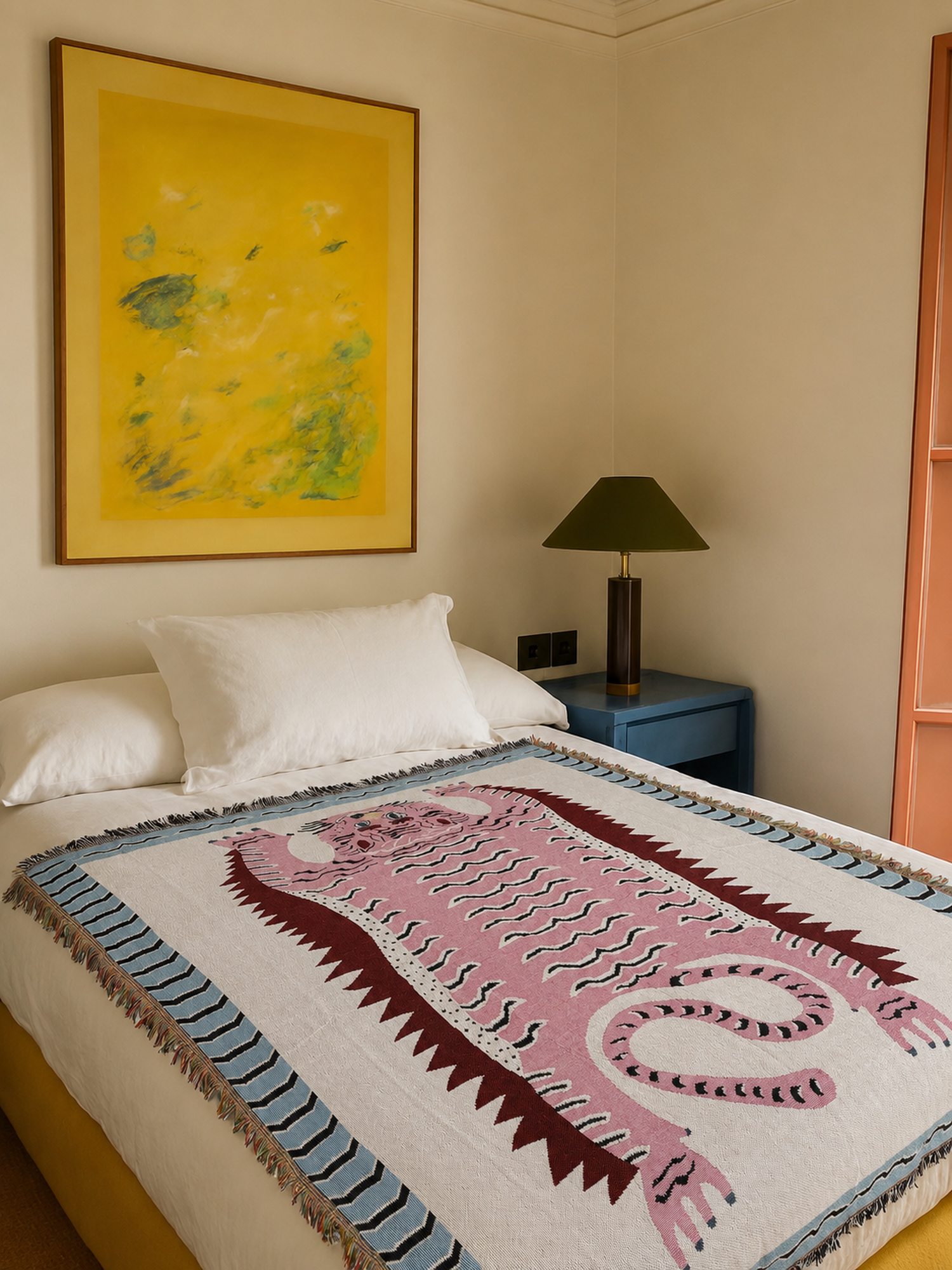 Pink Tiger Woven Throw Blanket - Image 3